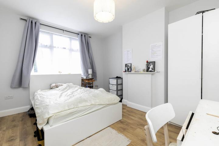 Stunning Apartment Wrottesley Road, Harlesden